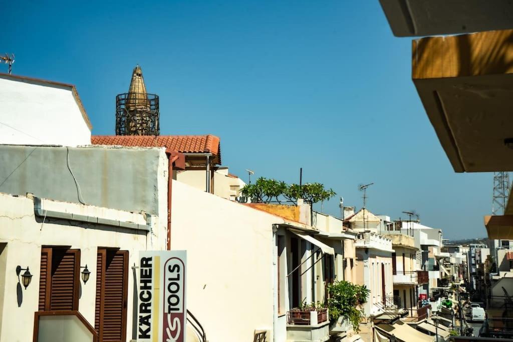Olvia A Breath Away From Old Town Center Apartment Rethymno  Bagian luar foto