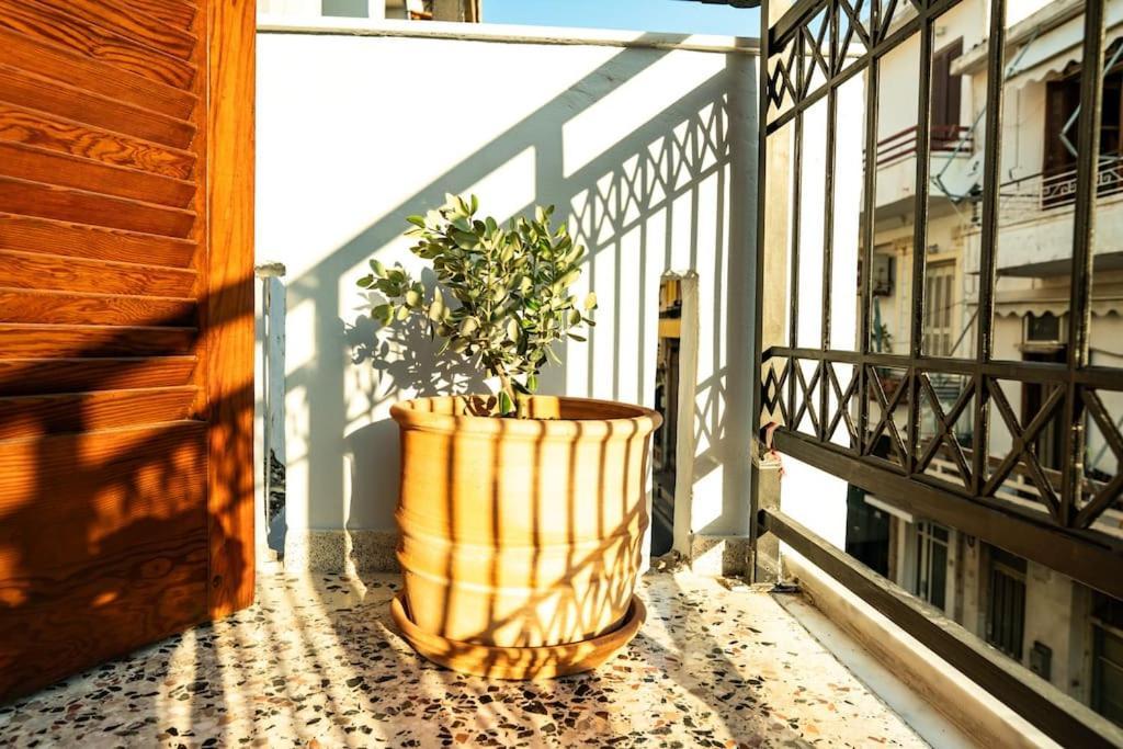 Olvia A Breath Away From Old Town Center Apartment Rethymno  Bagian luar foto