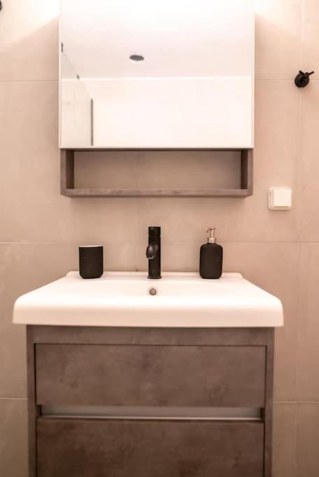 Olvia A Breath Away From Old Town Center Apartment Rethymno  Bagian luar foto