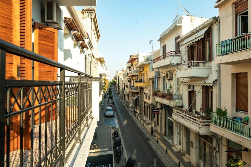 Olvia A Breath Away From Old Town Center Apartment Rethymno  Bagian luar foto